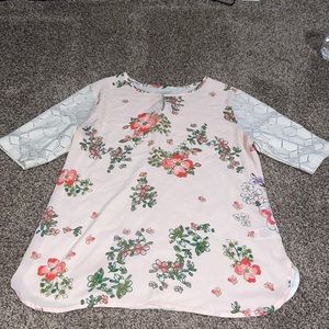 3/4 Sleeve Floral Blouse